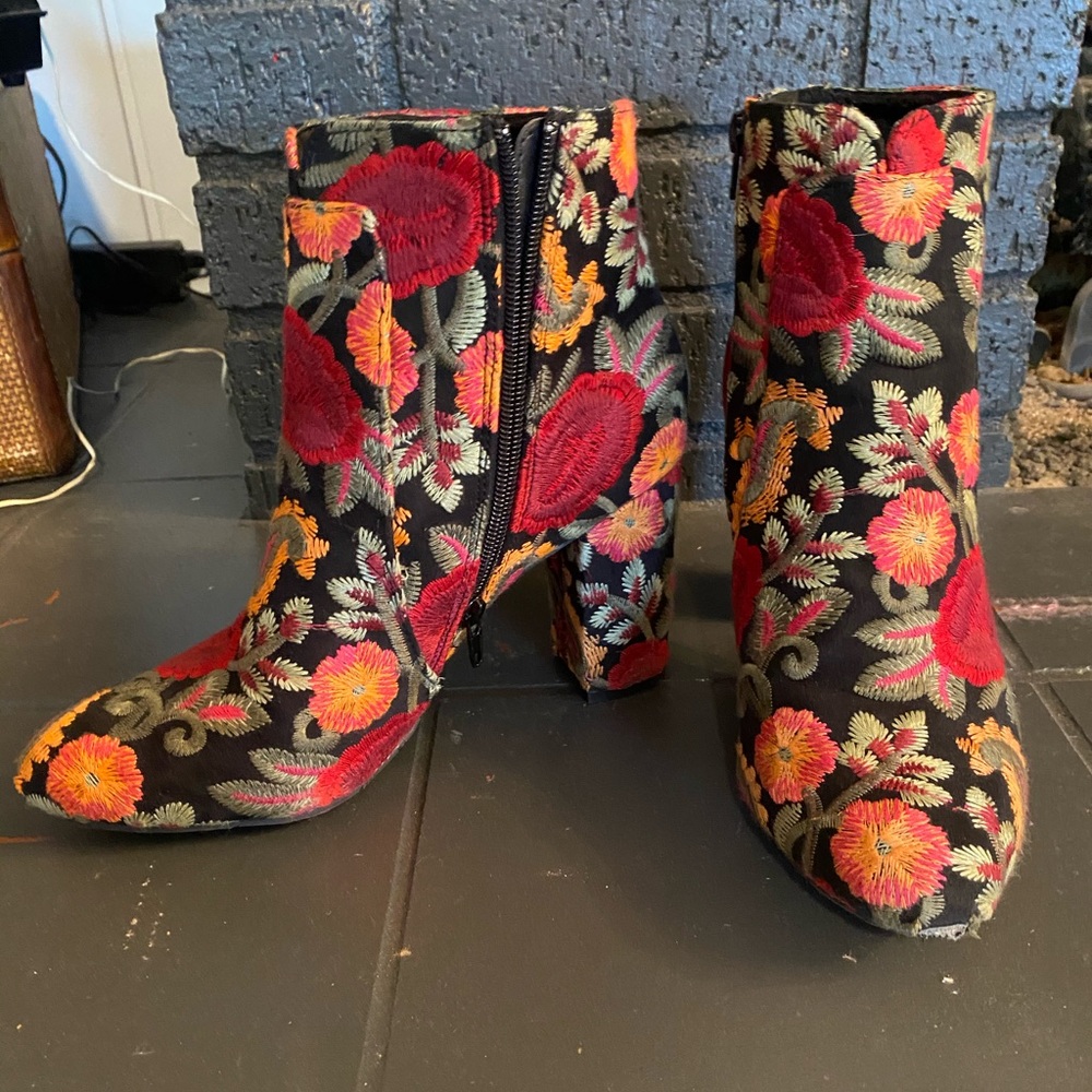 Mia embroidered booties